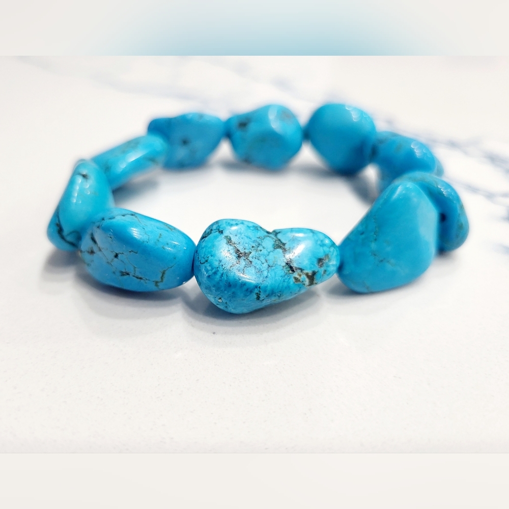 Turquoise Nugget Stretch Bracelet - Picture 12 of 13